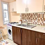 شقة Jazzy Homes