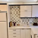 アパート Jazzy Homes